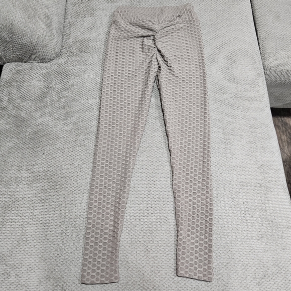 3/$21! Honeycomb Tiktok Leggings With Ruching, Stella Luce, Small - Picture 10 of 11